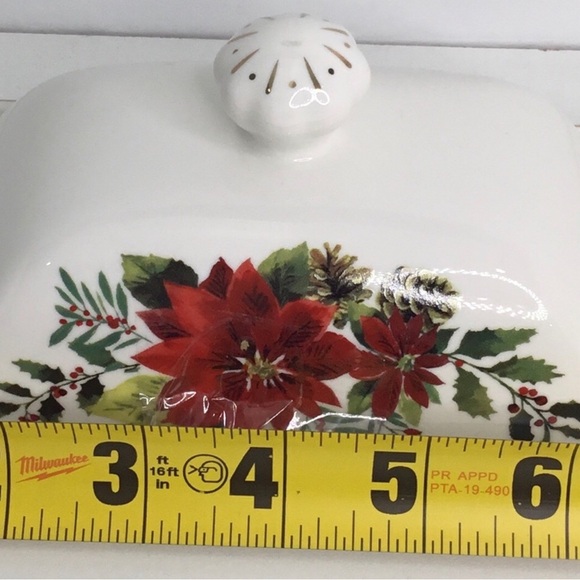 Grace's Teaware Butter Dish Poinsettia Christmas Flower New  Ceramic - Picture 4 of 5